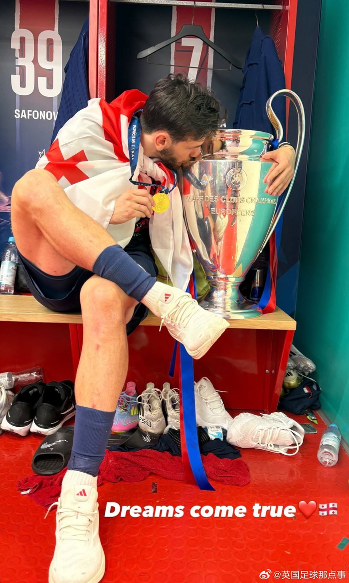 KAIYUNAPP下载-国际比赛日那不勒斯备战法国杯；伤情更新细节曝光；悬念犹存；更衣室氛围转暖的简单介绍