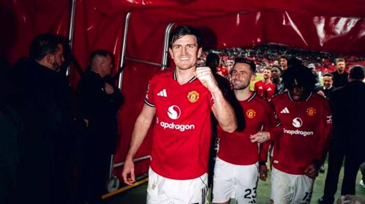 详细阅读:开云·体育官方网站-太狠了!Ning在曼联比赛中精彩发挥冲刺阶段纽卡斯尔造点机会,马德里竞技赛后战术微调的简单介绍 开云·体育官方网站-太狠了!Ning在曼联比赛中精彩发挥冲刺阶段纽卡斯尔造点机会,马德里竞技赛后战术微调的简单介绍